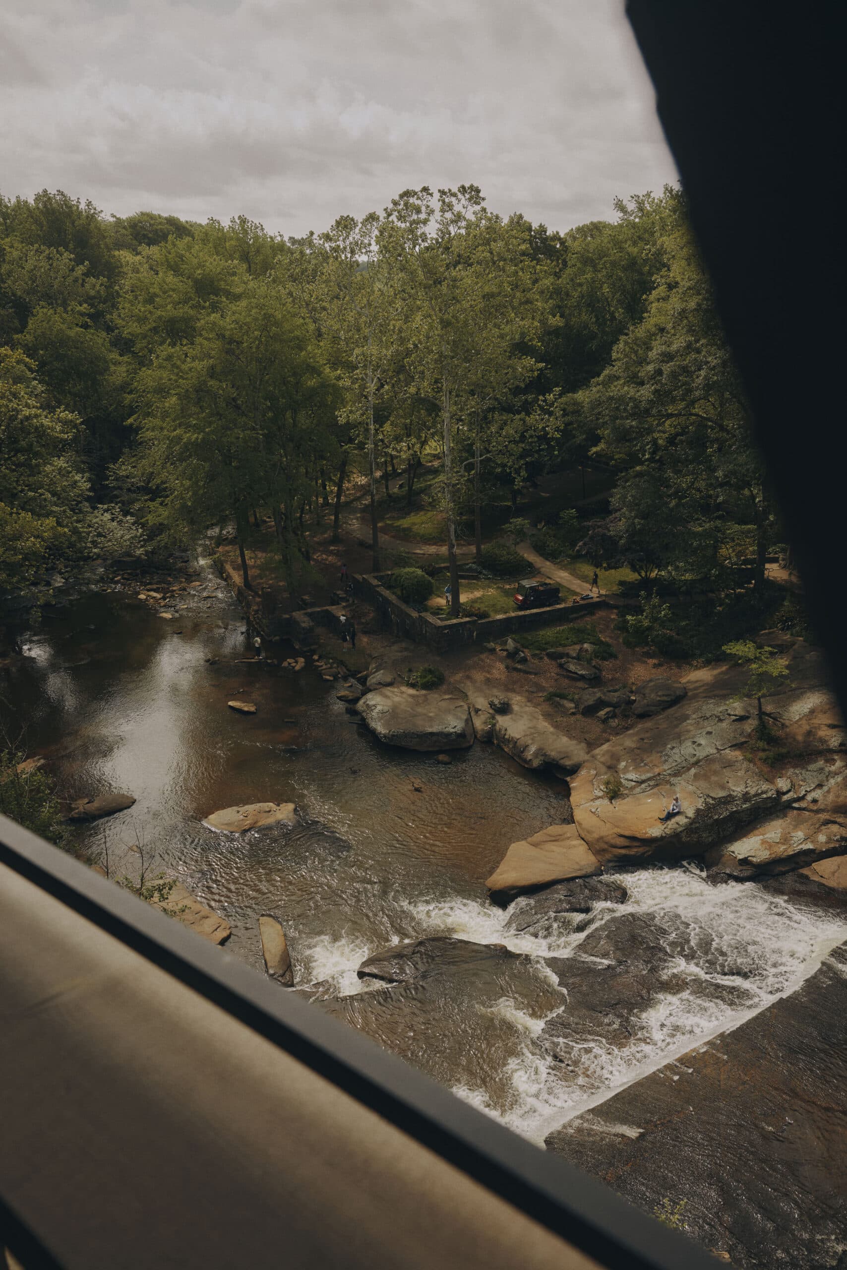 Proin vulputate velit adipiscing commodo